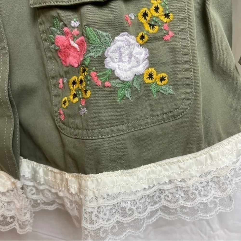 Ruff Hewn Upcycled Military style Jacket Embroidered Appliqué lace ruffle Size1X - Picture 6 of 14